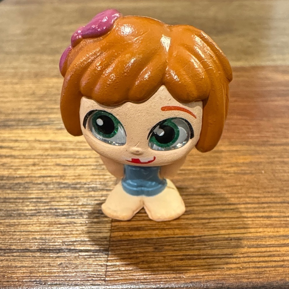 Pixar Fest | Young Ellie | Disneys UP! Movie | Doorables